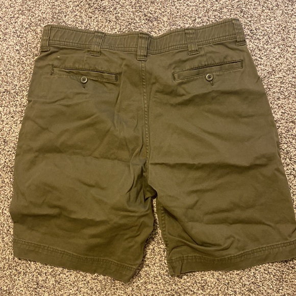 Men’s shorts - Picture 2 of 3